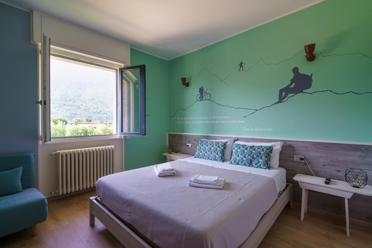 La Valigia Bed & Bike Bed & Breakfast Mantello Exterior photo